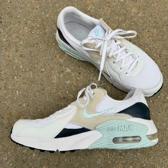 Nike Air Max Excee Shoes Women’s 9 White Glacier Blue Sneaker Active Gym Walking - Picture 3 of 8